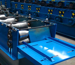 İnşaat Malzemesi Çatı Kaplama Rulo Şekillendirme Makinesi Çelik Karo Tipi